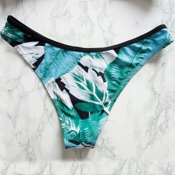 Leaves Printed Bikini - Picture 3 of 5